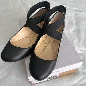 Jessica Simpson Black Flats